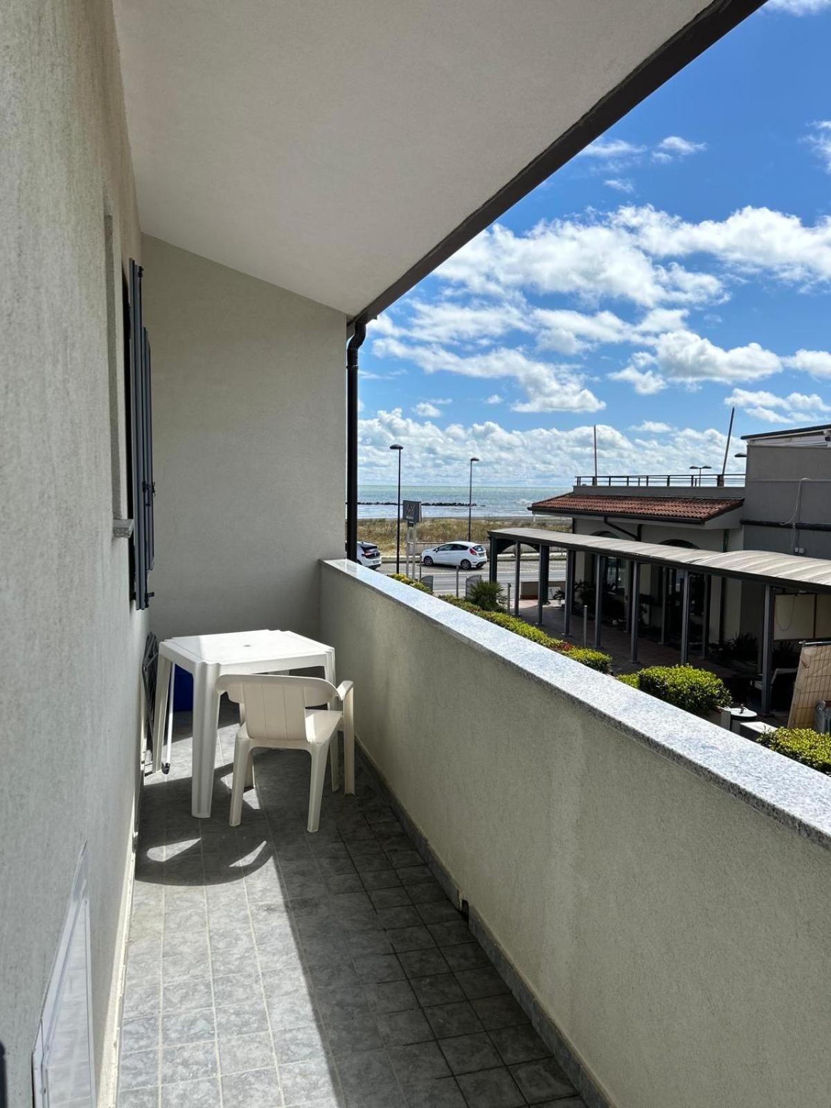 Frontemare Apartment Porto Garibaldi Exterior photo